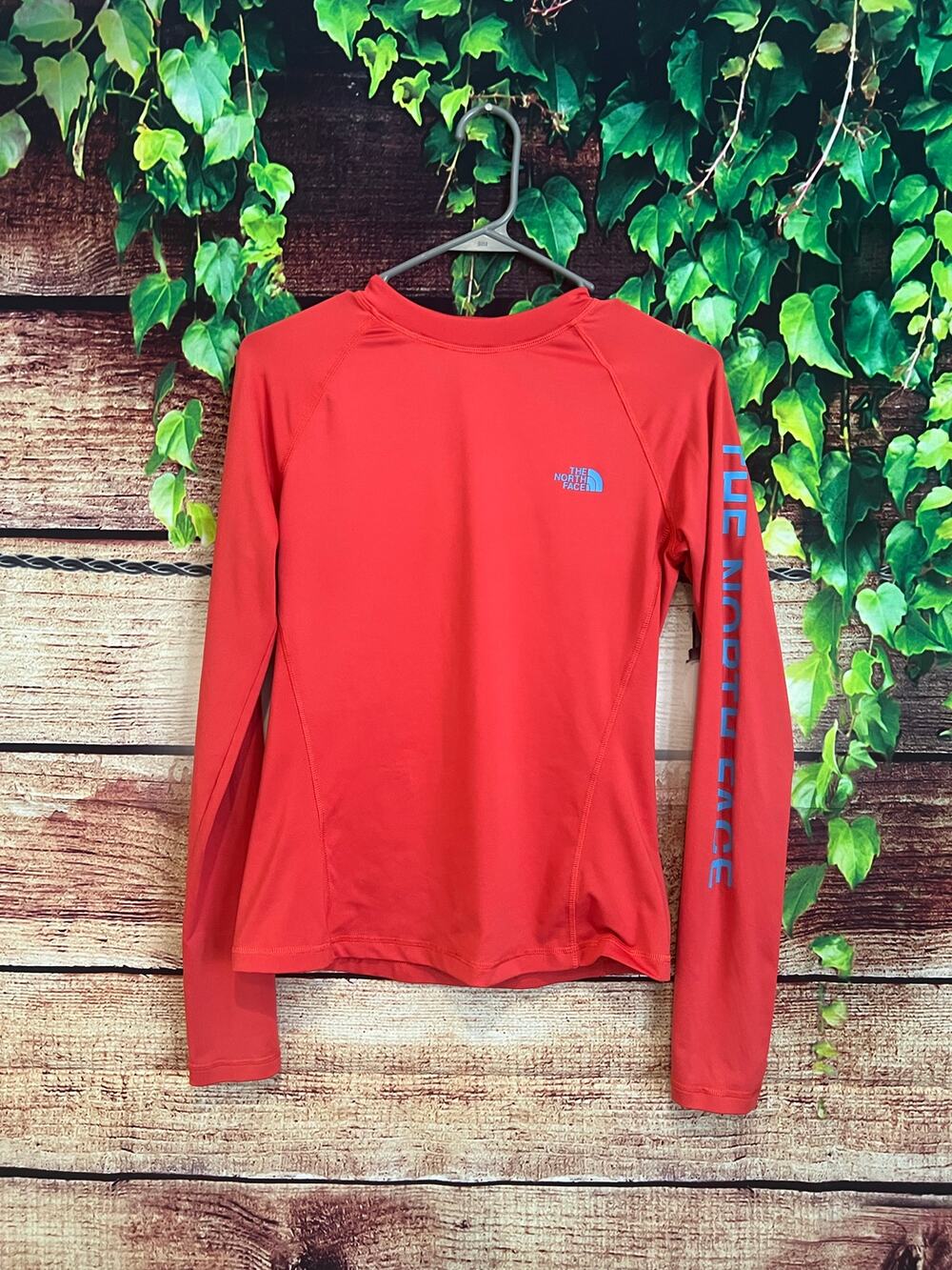 The North Face Dri Fit Long Sleeve Shirt Made in Jordan Red Snaps Women S EUC
